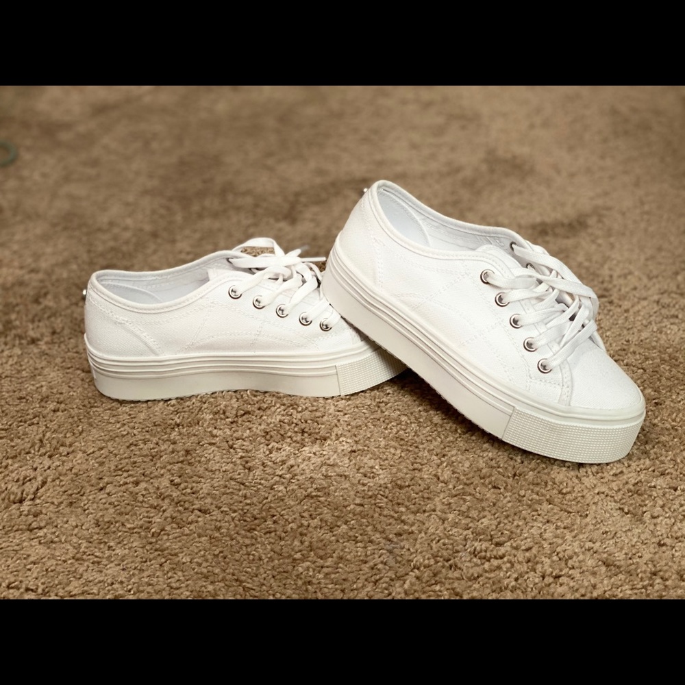 STEVE MADDEN SHOES